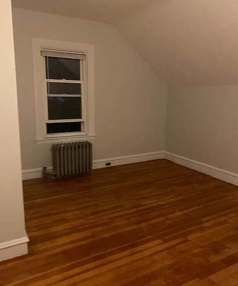 76 Maple Ave — Photo 5
