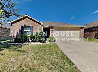 10209 Pyrite Dr, Fort Worth, TX 76131