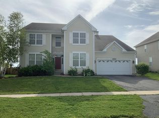 1550 Bailey Rd, Sycamore, IL 60178