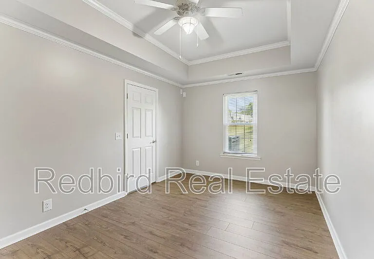 1057 Meandering Way — Photo 33