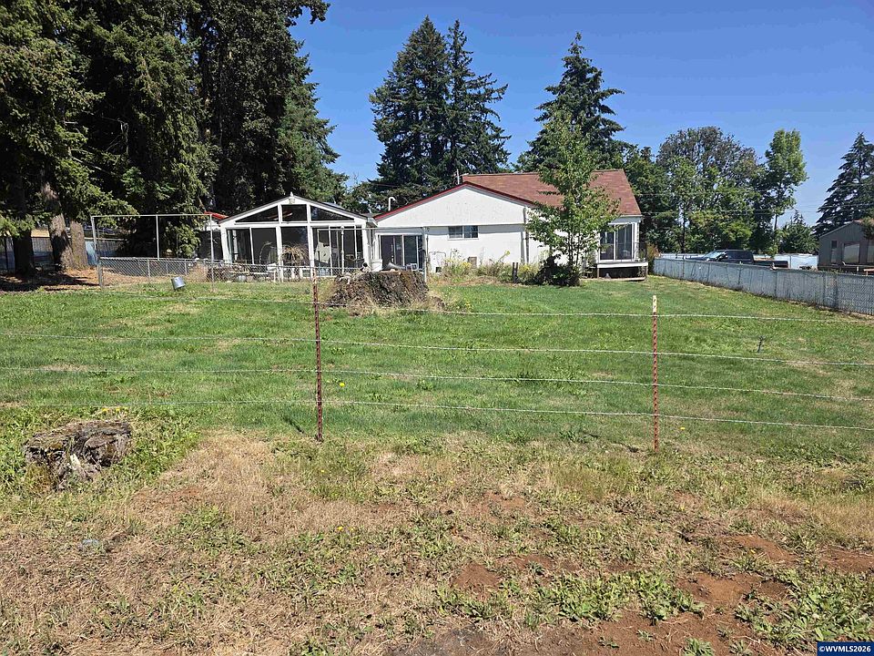 1st image of 2690 Rocky Way SE