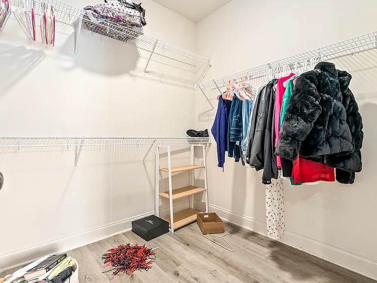 363 W Drake Ave — Photo 22