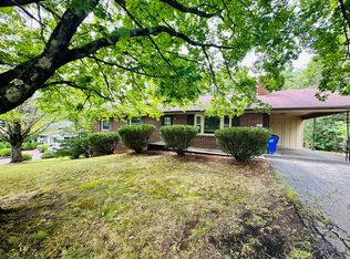 604 Kelsey Ln, Blacksburg, VA 24060