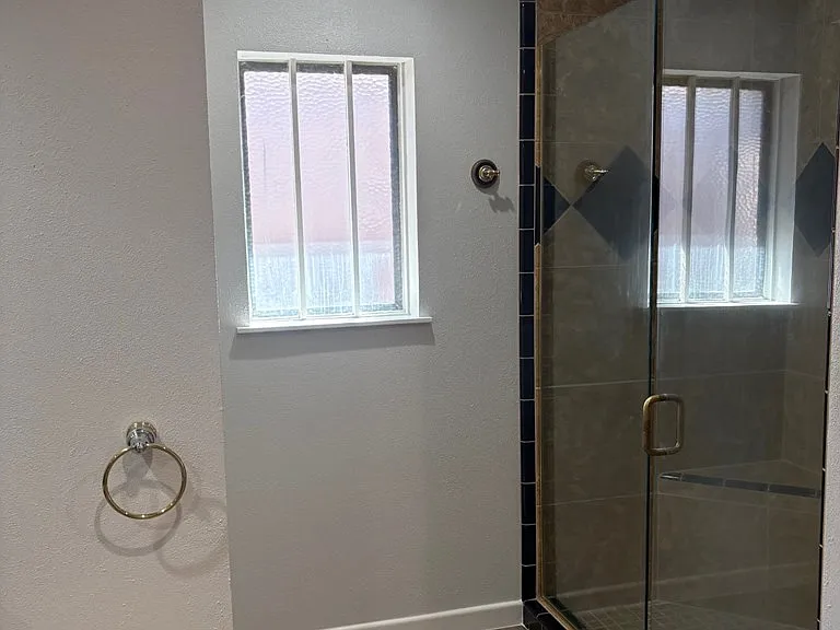 1413 Ventura Ave — Photo 15