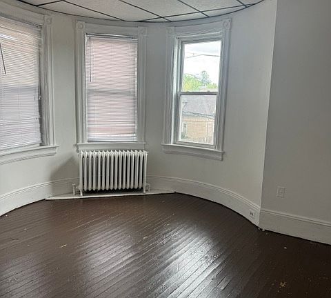 2nd image of 1350 Lehigh St APT 2