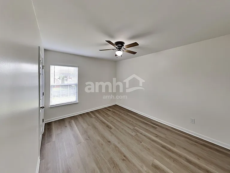 4063 Locerbie Cir — Photo 20