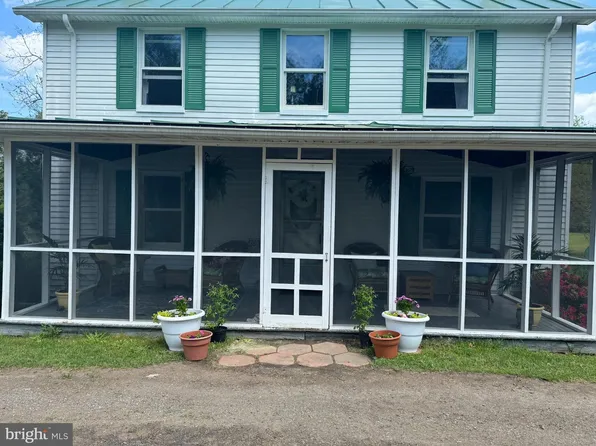 12704 Newland Rd, Warsaw, VA 22572