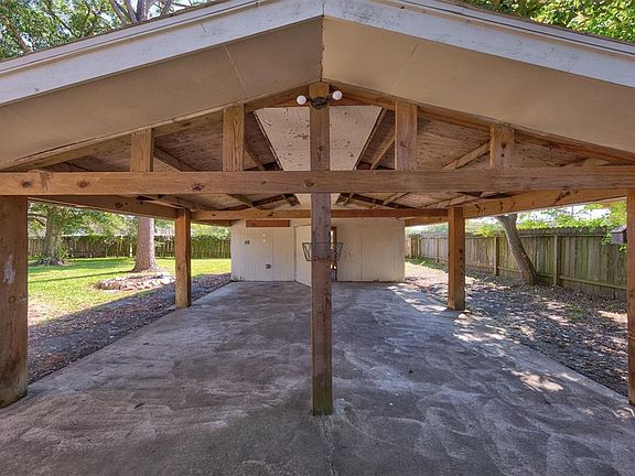 5th image of 1911 Dellore Ln