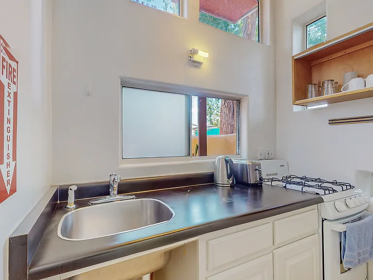 601 Noble Pl NE #2 — Photo 9