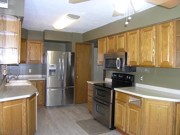 4th image of 12402 E Michigan Ave