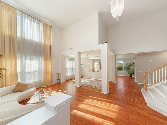 Living Room / Dining Room