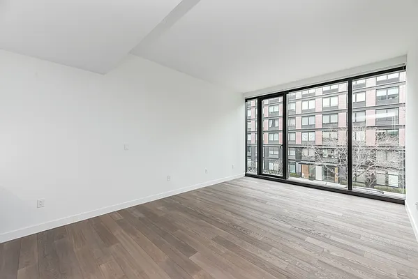 Rented by Modern Spaces | media 21