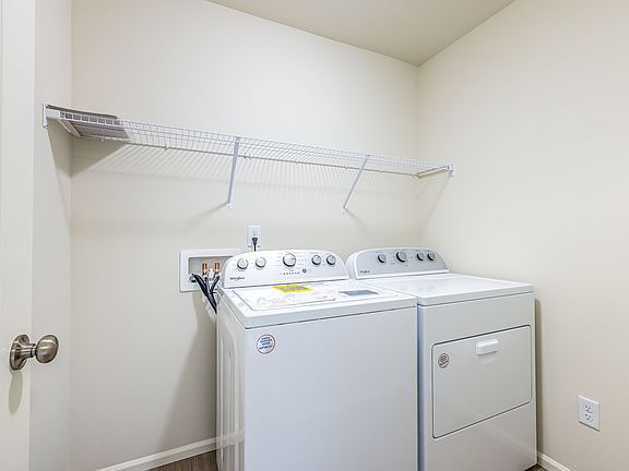3rd image of 1028 91st Ave SE #432
