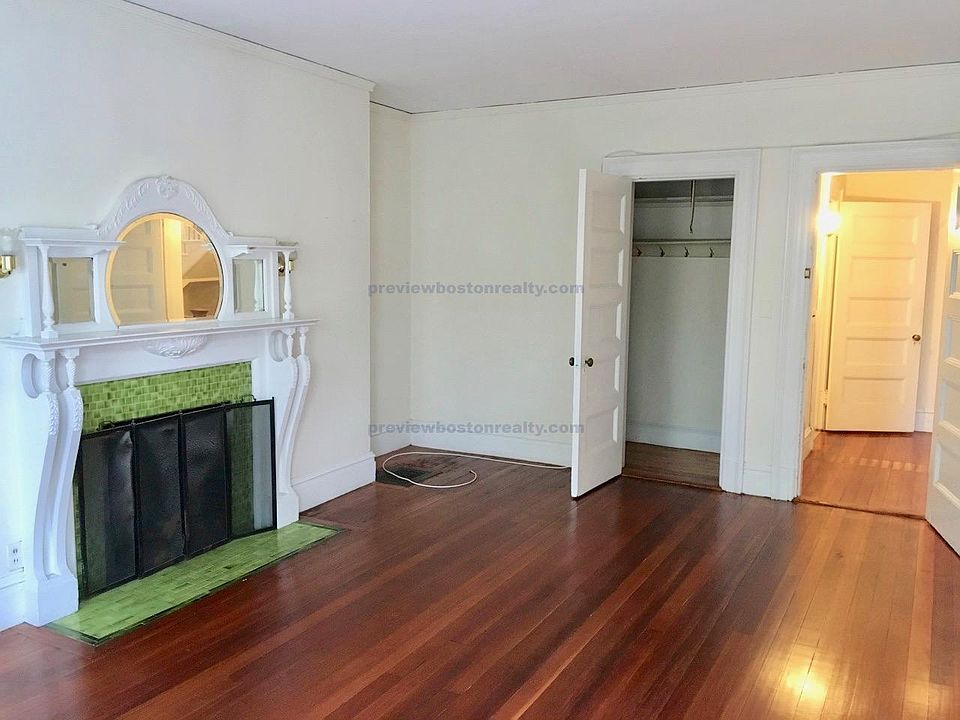 2nd image of 180 Naples Rd #22