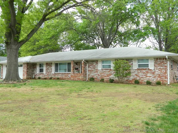 1416 Lariat Dr, Bartlesville, OK 74006