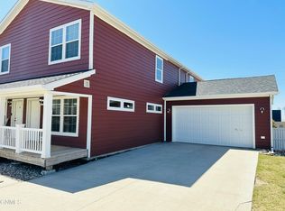 3413 Long Branch Ave, Williston, ND 58801