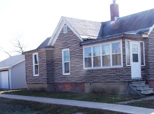 1201 Edwards St, Beardstown, IL 62618