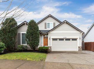 20069 Quiet Oak St, Oregon City, OR 97045