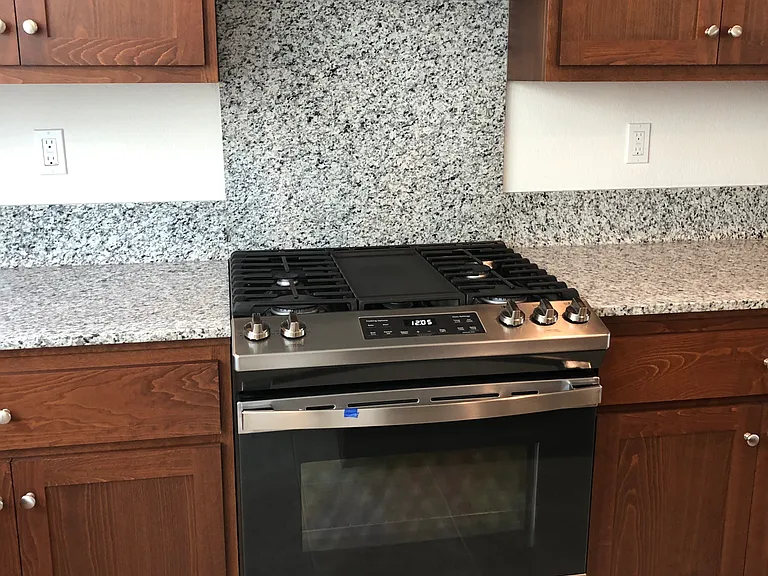 210 Ashton Way — Photo 10