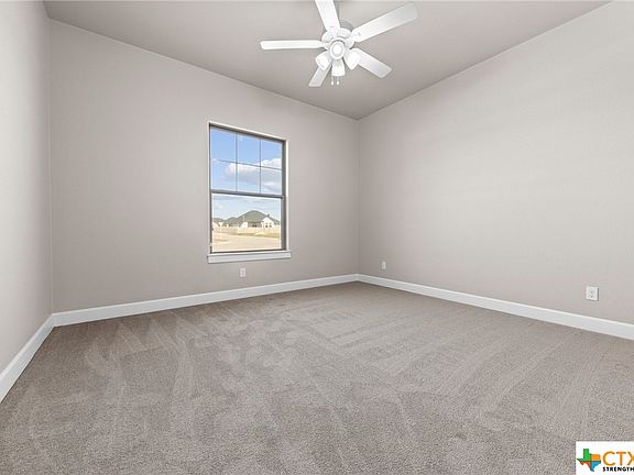 3rd image of 2801 Cibolo Creek Dr