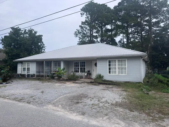 63 Brenda Ln #A, Mary Esther, FL 32569