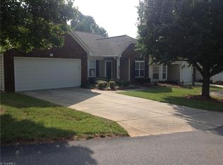 1 Mansfield Cir, Greensboro, NC 27455