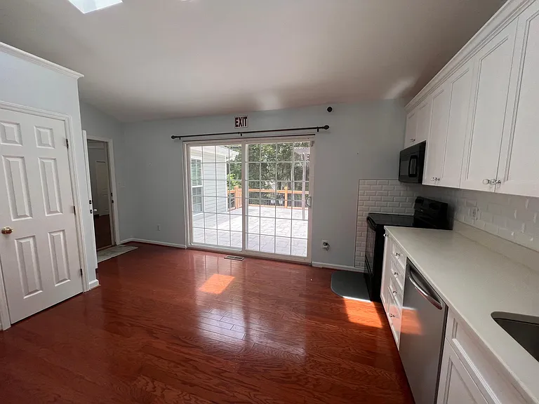 5312 Rea Rd — Photo 11