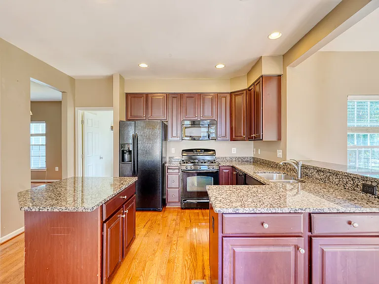42245 Sweet Ct — Photo 15