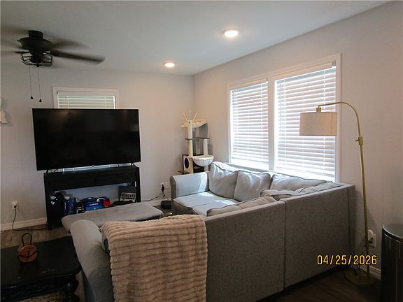 2nd image of 205 Cedarvale Rd