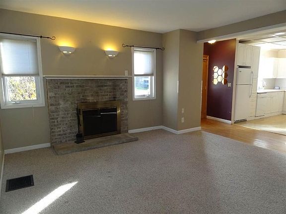 4th image of 941 Eisenhower Ave