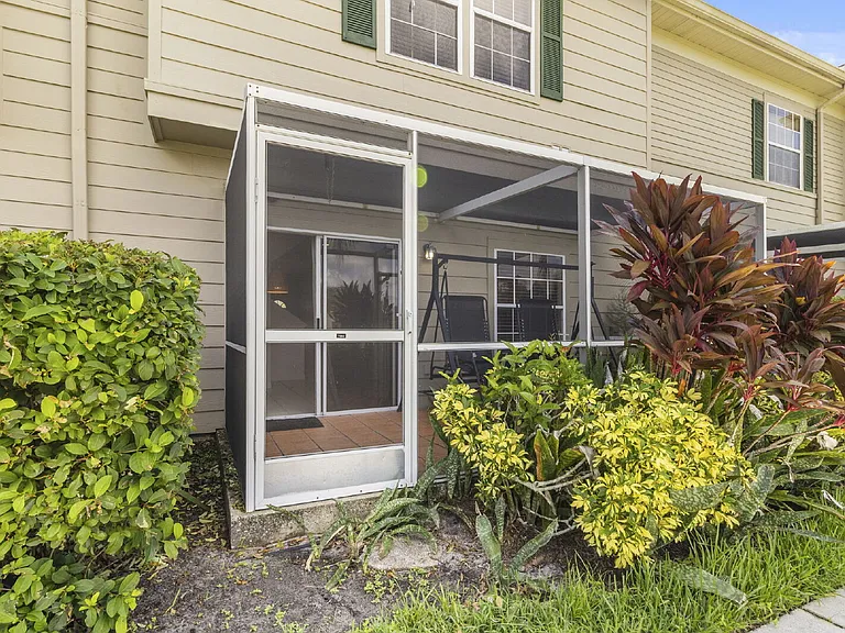 7565 Plantation Cir — Photo 25