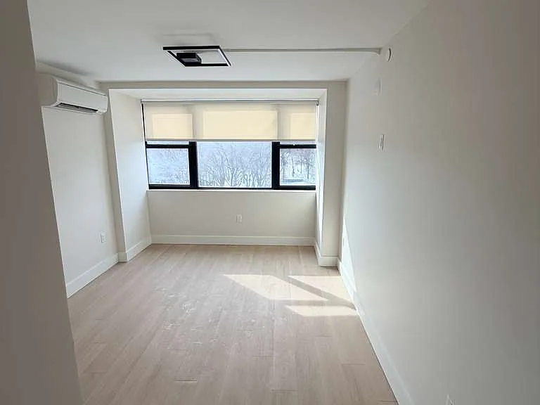 Cosmo 440 Luxury Apartments — Photo 33