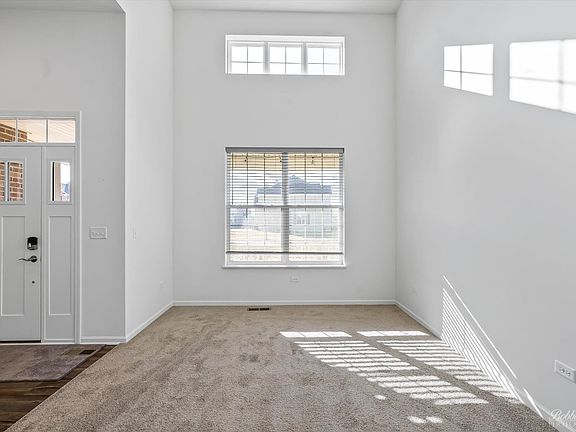 5th image of 9700 Weltzien St
