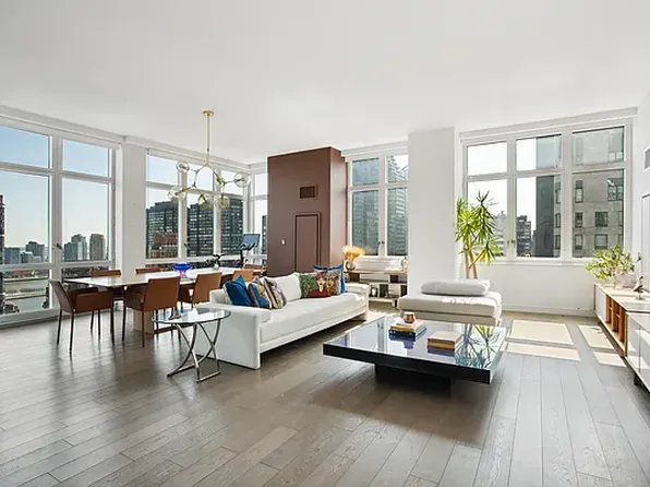 305 East 51st Street image 1 of 1