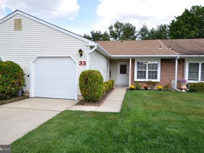 33 W Berwin Way, Mount Laurel, NJ, 08054