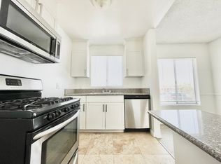 7245 Bakman Ave #2A, Sun Valley, CA 91352