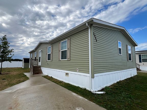 2nd image of 2088 Summerfield Ln #788
