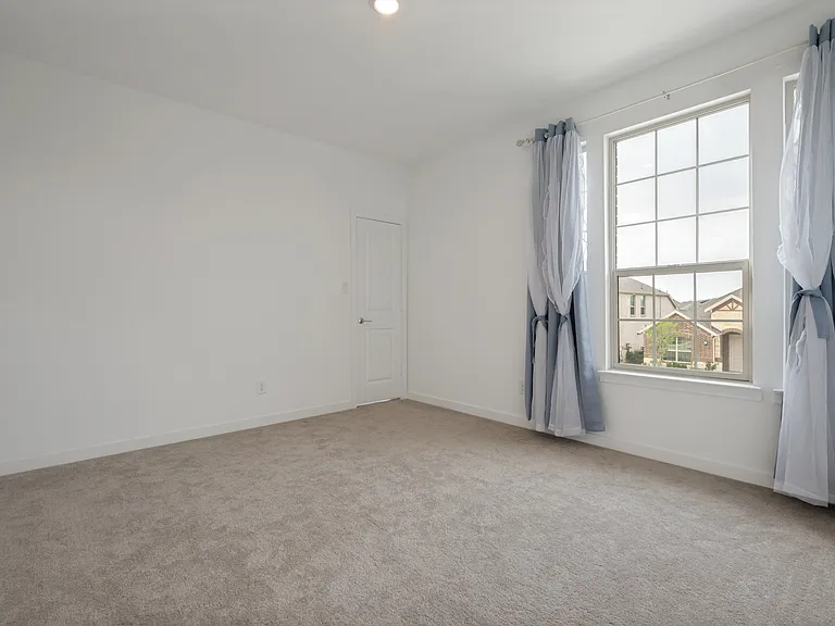 108 Invermore Dr — Photo 14