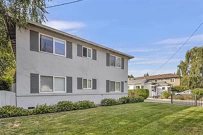 5th image of 1027 Santa Cruz Ave APT 4