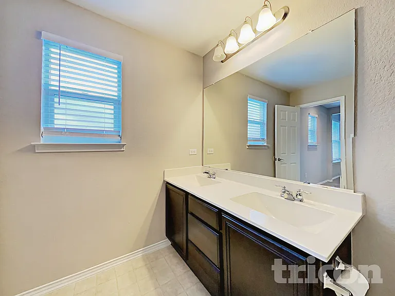 6422 Wind Path — Photo 9