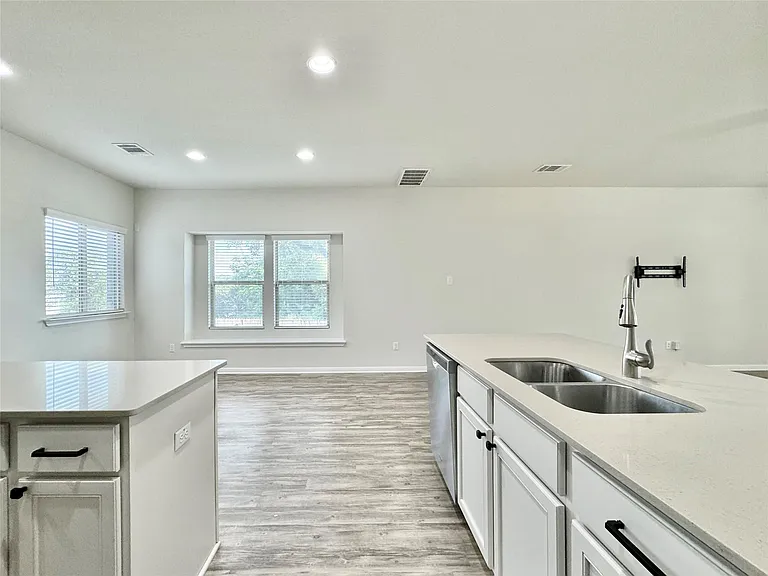 1728 Cherokee Nation Trl — Photo 16