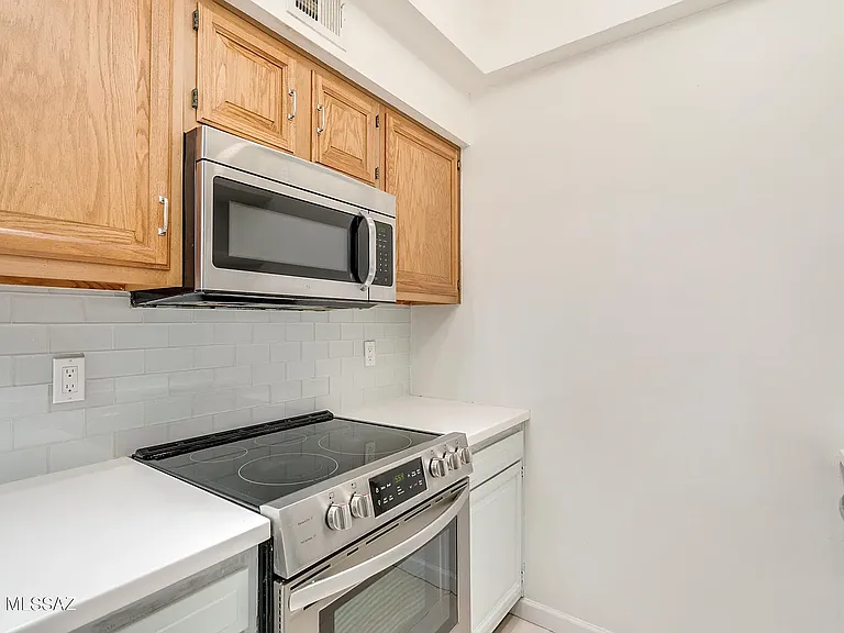 5750 N Camino Esplendora #222 — Photo 12