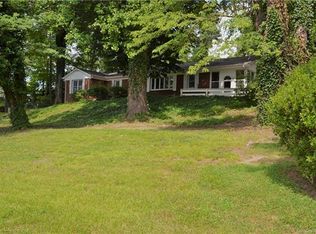 410 Catawba St, Morganton, NC 28655