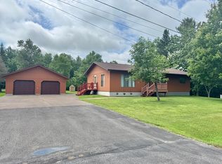 1335 W Opal Rd, Sault Sainte Marie, MI 49783