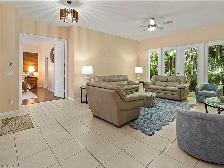 1309 Briarwood Ct — Photo 17