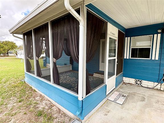 4th image of 7481 First Circle Dr