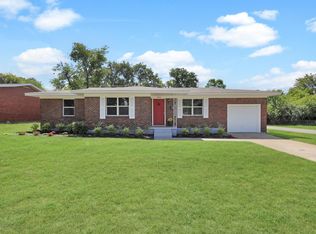 6500 Onyx Dr S, North Richland Hills, TX 76180