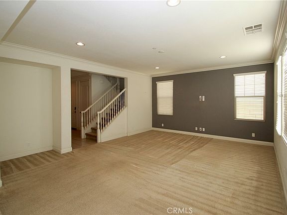 4th image of 52 Shadowbrook