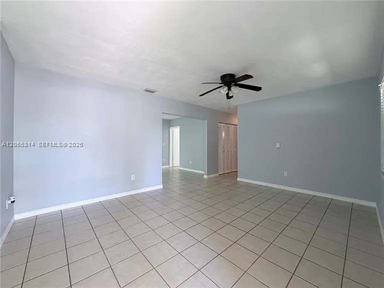 5101 SW 127th Pl #5101 — Photo 6