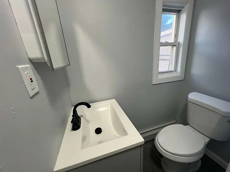297 Van Houten St #3R — Photo 6